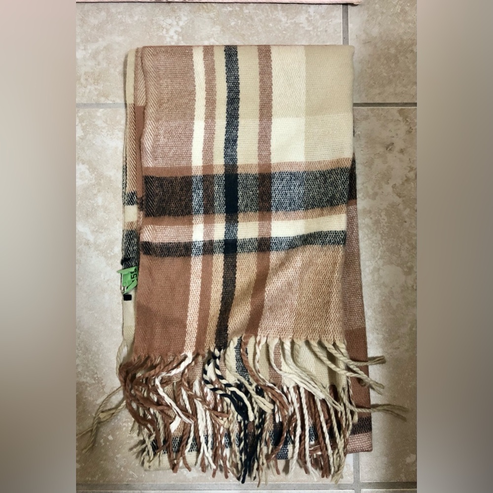 Plaid Fringe Scarf in Beige and Tan